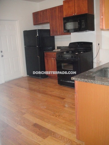 Dorchester 4 Bedroom Apartment For Rent 2 Baths Boston 2 450