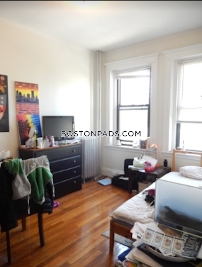 Malden 1 Bed 1 Bath MALDEN $1,750 - $1,950