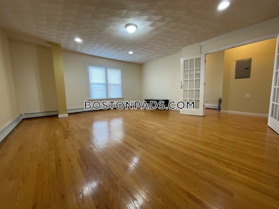 Brighton 3 Bed 1 Bath BOSTON Boston - $3,300 No Fee