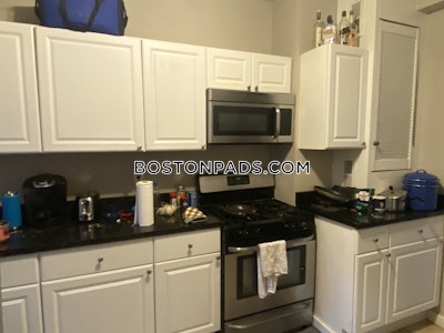 North End 2 Beds 1 Bath Boston - $3,200