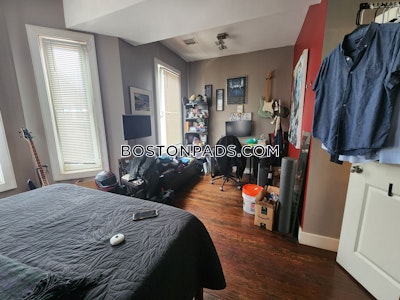 Dorchester/south Boston Border 3 Beds 2 Baths Boston - $3,200