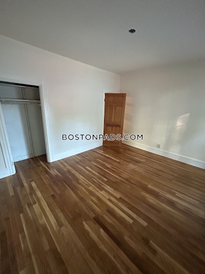 Brookline 3 Bed 1 Bath BROOKLINE  Brookline Village - $2,900