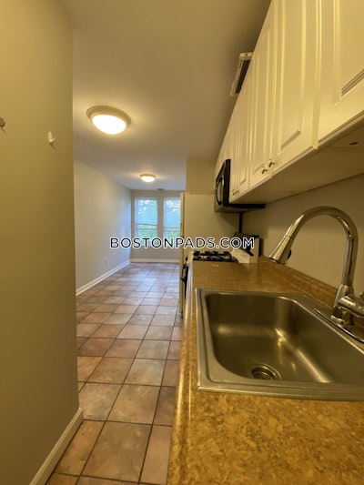 Cambridge 3 Bed 1 Bath CAMBRIDGE  Central Square/cambridgeport - $3,800 No Fee