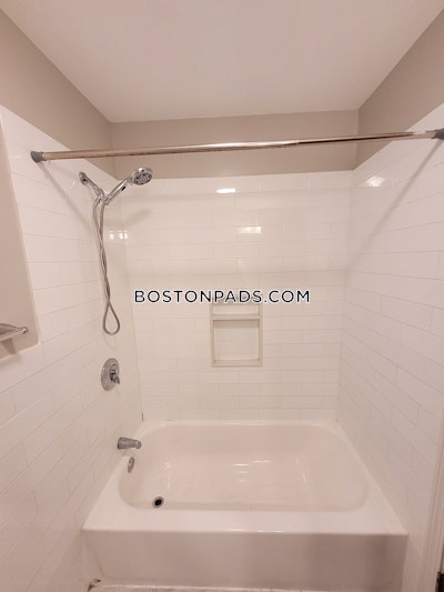 Roxbury Beautiful and spacious 3 Bed 1 Bath BOSTON Boston - $3,250
