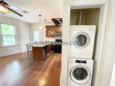 Mission Hill 4 Beds 1 Bath Boston - $6,800