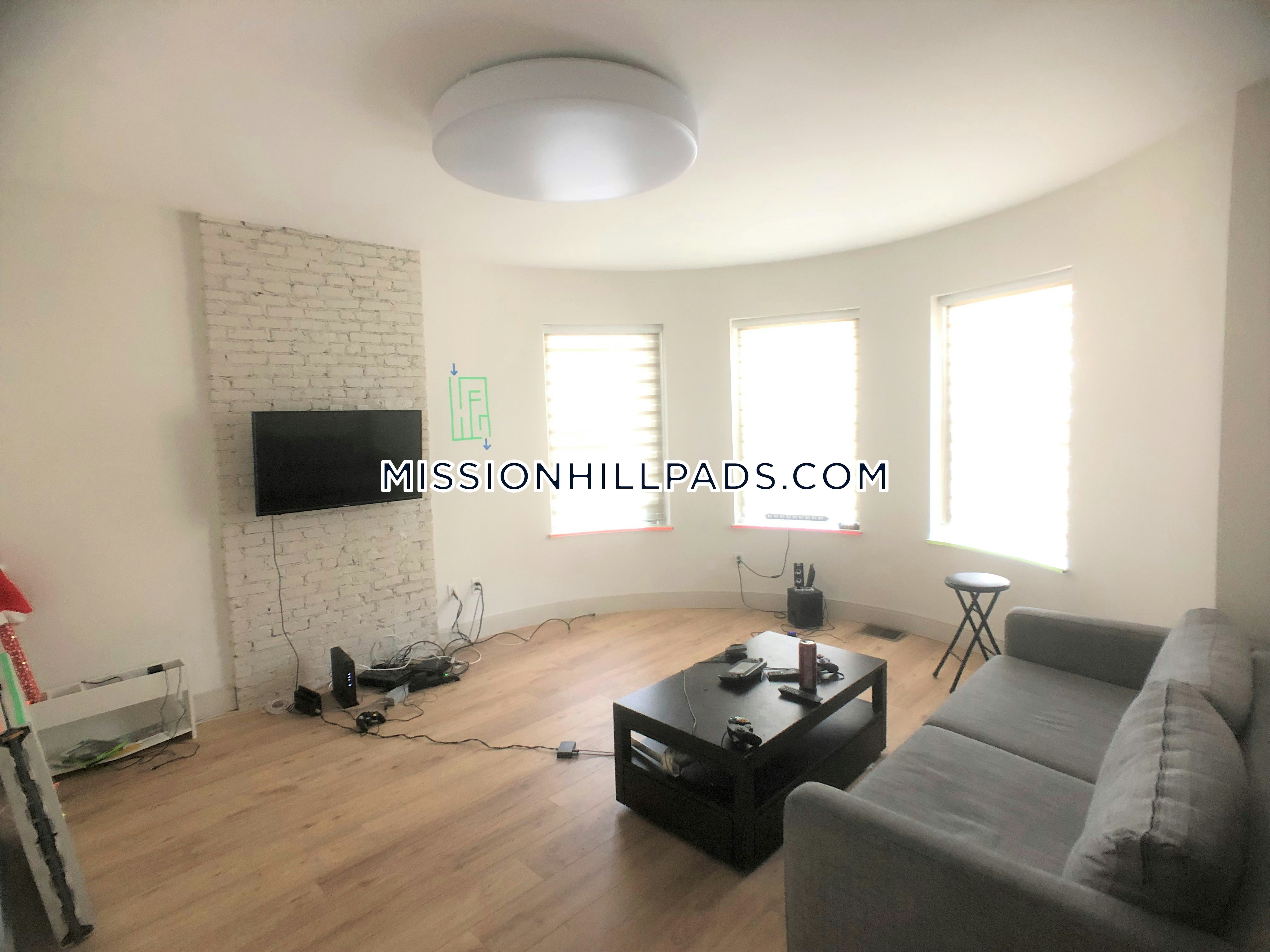Mission Hill Modern 4 Bedroom Apartment On Mission Hill Boston 5 000