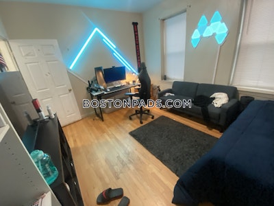 Mission Hill 4 Beds 1 Bath Boston - $5,400