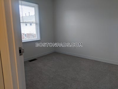 Roslindale Apartment for rent 3 Bedrooms 1 Bath Boston - $3,592