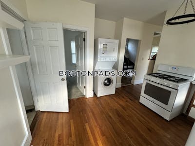 Somerville Apartment for rent 3 Bedrooms 1 Bath  Dali/ Inman Squares - $3,900