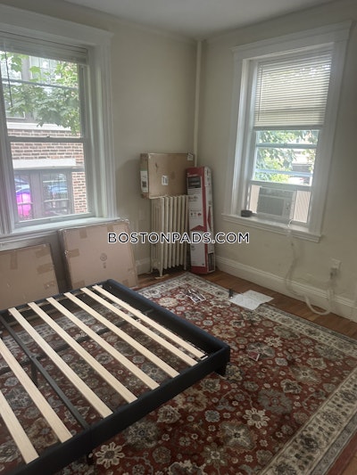 Brookline Apartment for rent 1 Bedroom 1 Bath  Coolidge Corner - $2,500